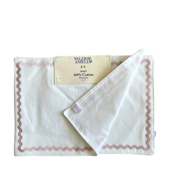 VALERIE AMELIA White Pink Ric Rack Trim Cotton Placemats 13x19 Set of 4 NEW - Picture 3 of 12